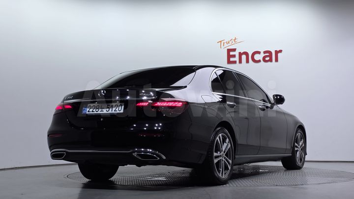 Mercedes Benz E Class