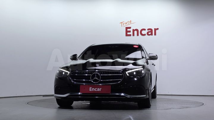 Mercedes Benz E Class 2021 — 3