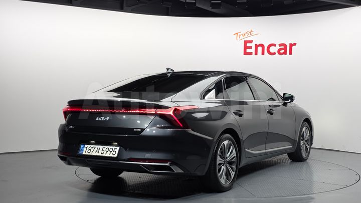 Kia K8 2023 — 2