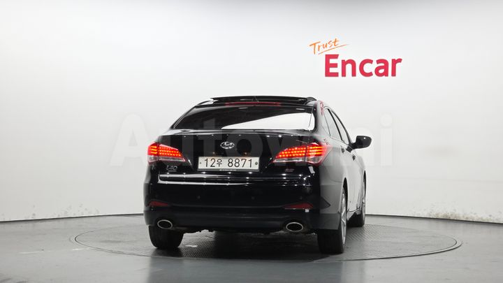 Hyundai i40 2012 — 4