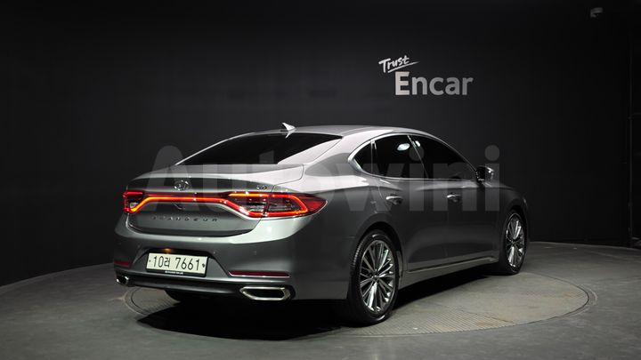 Hyundai Grandeur 2018 — 2