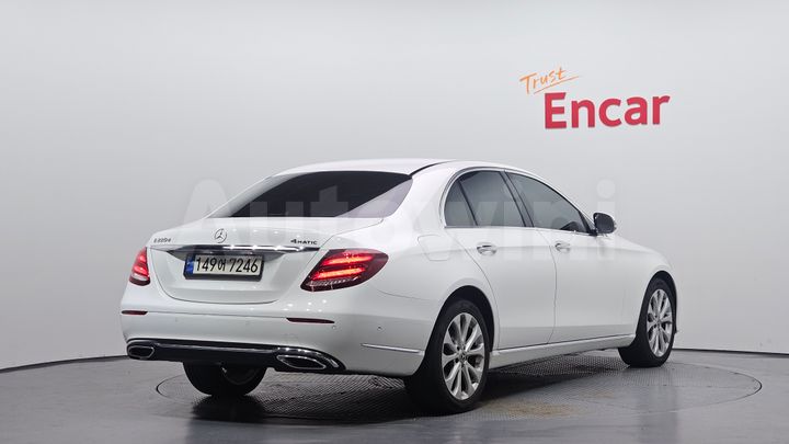 Mercedes Benz E Class