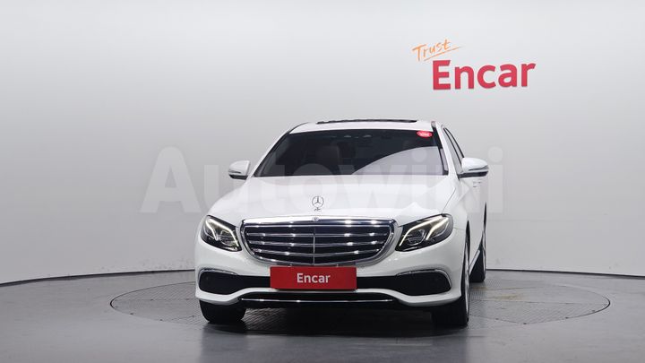 Mercedes Benz E Class 2018 — 3