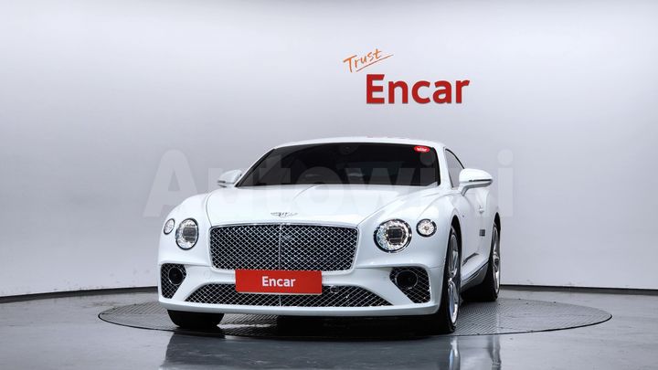 Bentley Continental 2020 — 3