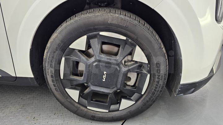 Kia Carnival 2025 — 5