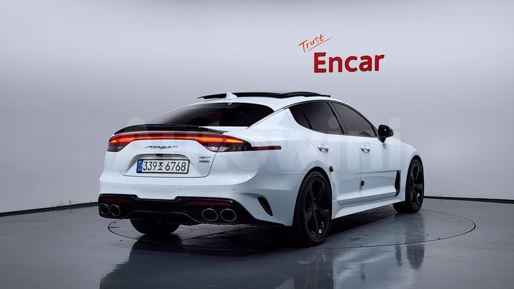 Kia Stinger 2019 — 2