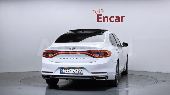 Hyundai Grandeur 2017 — 4