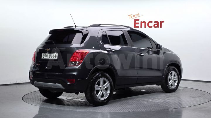 Chevrolet Trax 2017 — 2