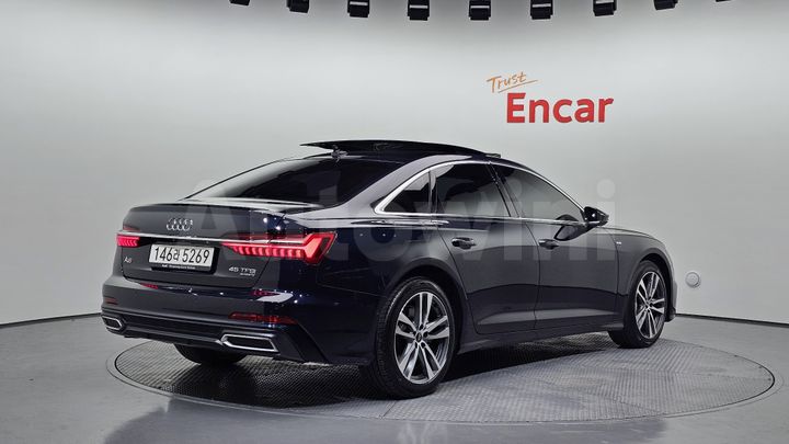 Audi A6 2022 — 2