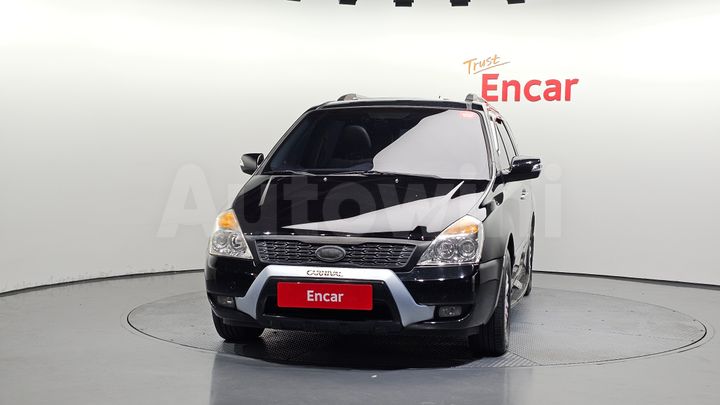 Kia Carnival 2011 — 3