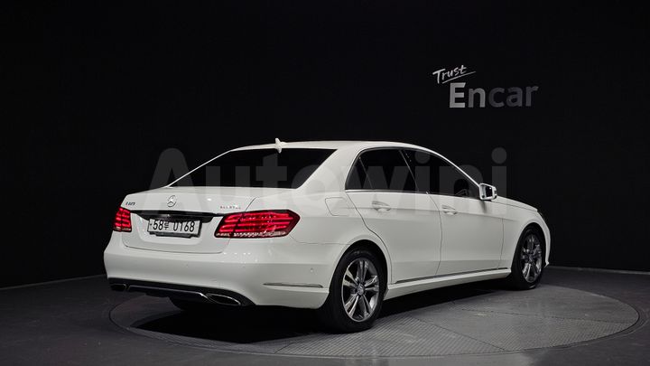 Mercedes Benz E Class