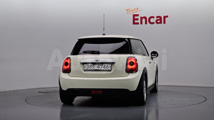 Mini Cooper 2014 — 4