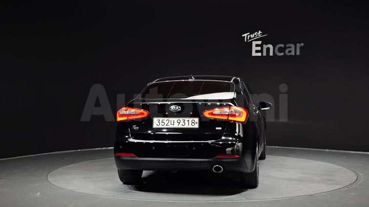 Kia K3 2013 — 4