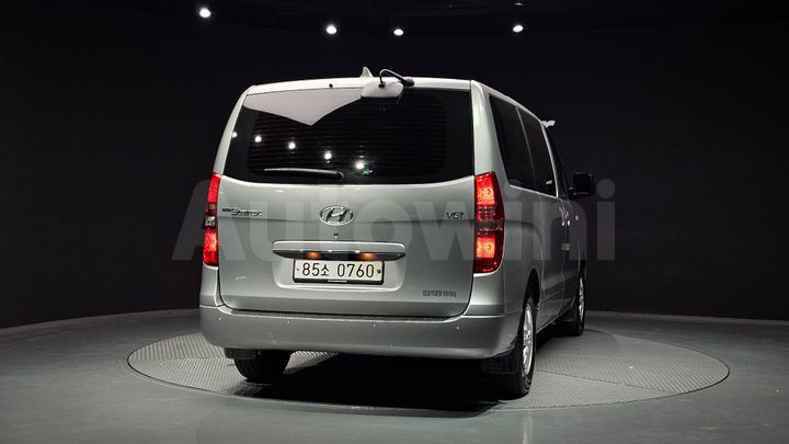 Hyundai Starex 2019 — 4