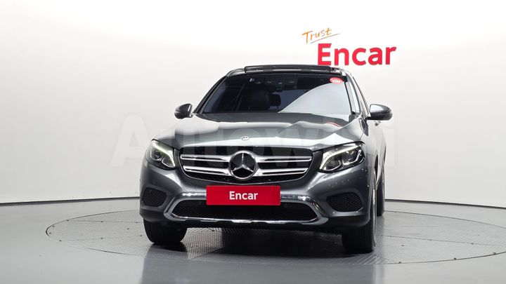 Mercedes Benz GLC Class 2018 — 3