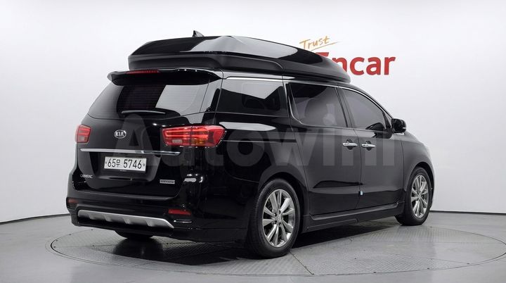 Kia Carnival 2019 — 2