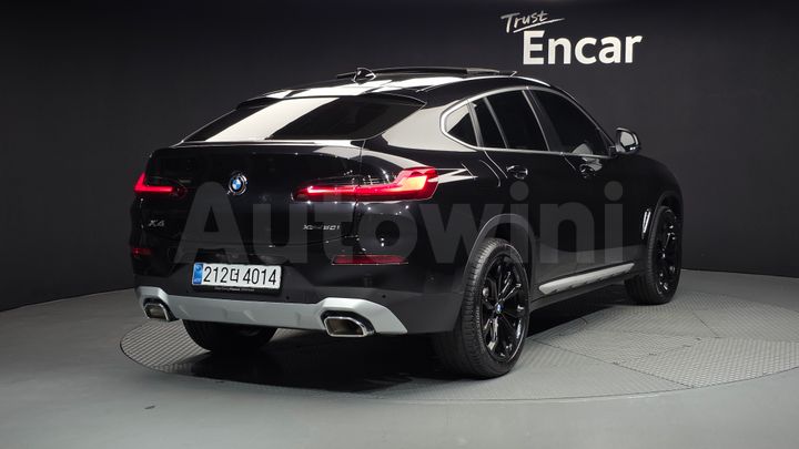 BMW X4 2025 — 2
