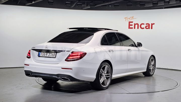 Mercedes Benz E Class