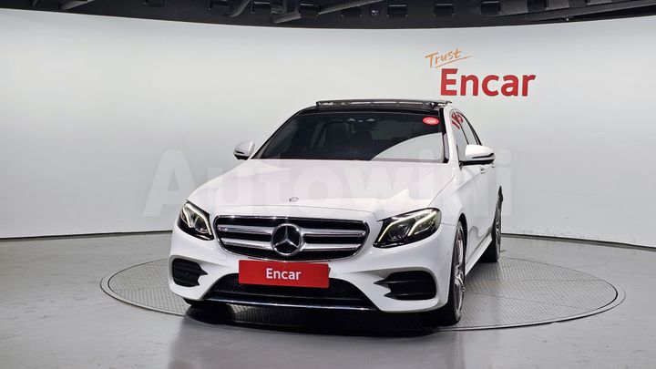 Mercedes Benz E Class 2017 — 3