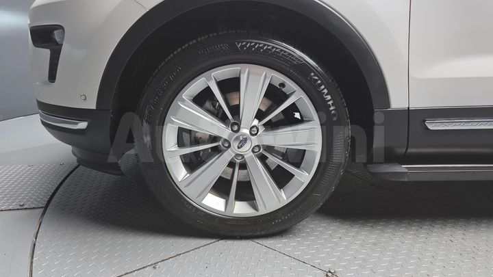 Ford Explorer 2018 — 5