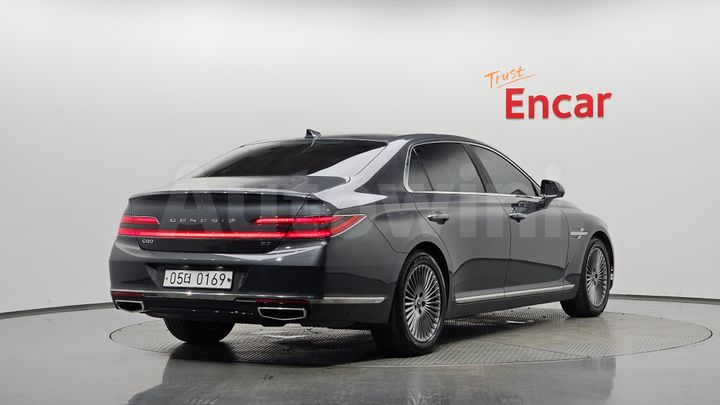 Genesis G90 2019 — 2
