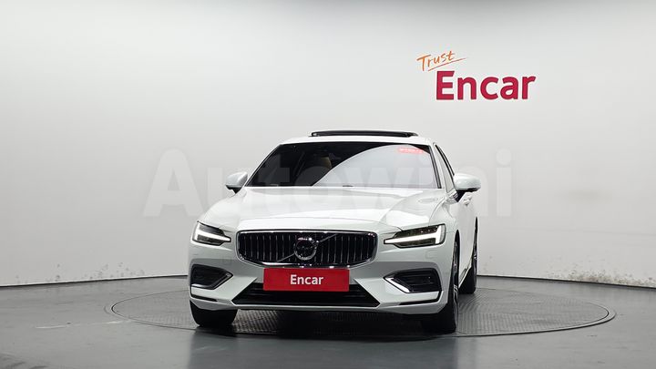 Volvo S60 2021 — 2