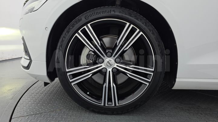 Volvo S60 2021 — 4