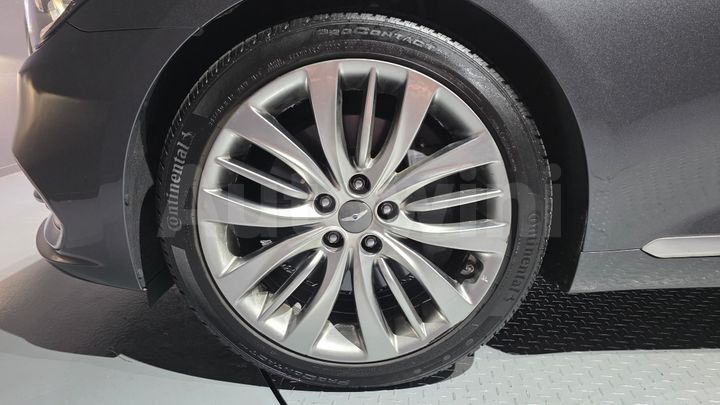 Genesis G80 2017 — 5