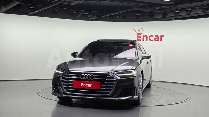 Audi A8 2021 — 3