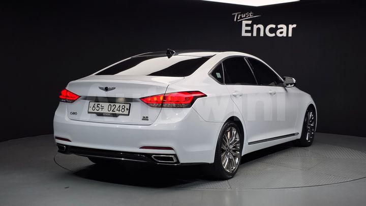 Genesis G80 2017 — 2