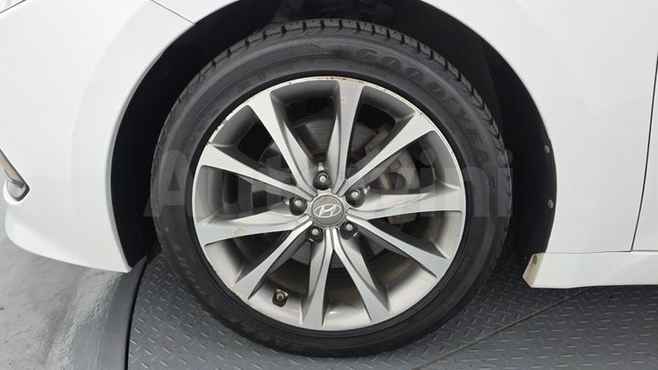Hyundai Grandeur 2016 — 5
