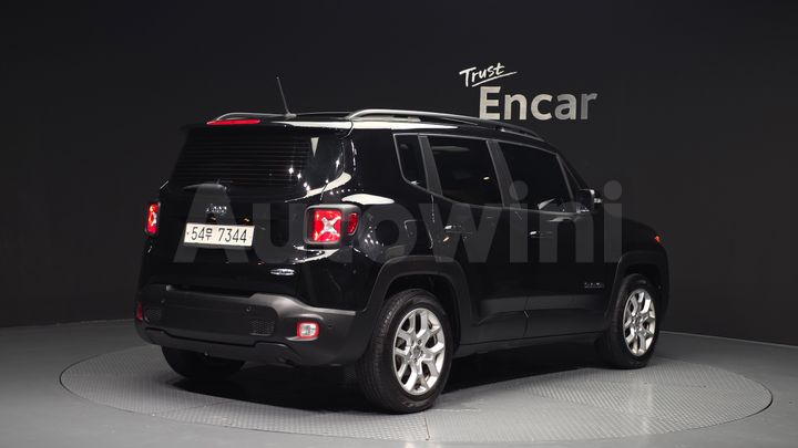 Jeep Renegade 2017 — 2