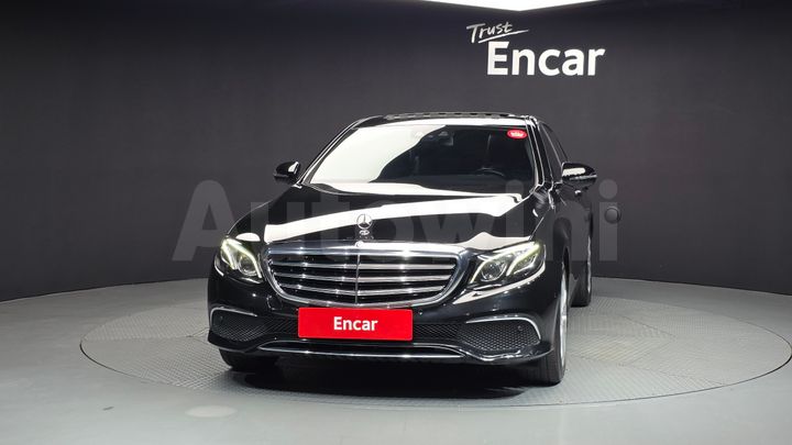 Mercedes Benz E Class 2017 — 3