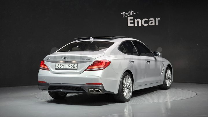 Genesis G70 2019 — 2