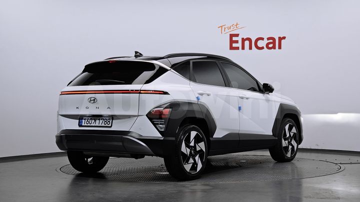 Hyundai Kona 2025 — 2