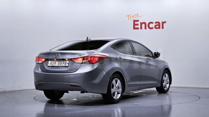 Hyundai Avante 2014 — 2