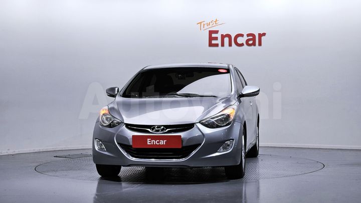 Hyundai Avante 2014 — 3