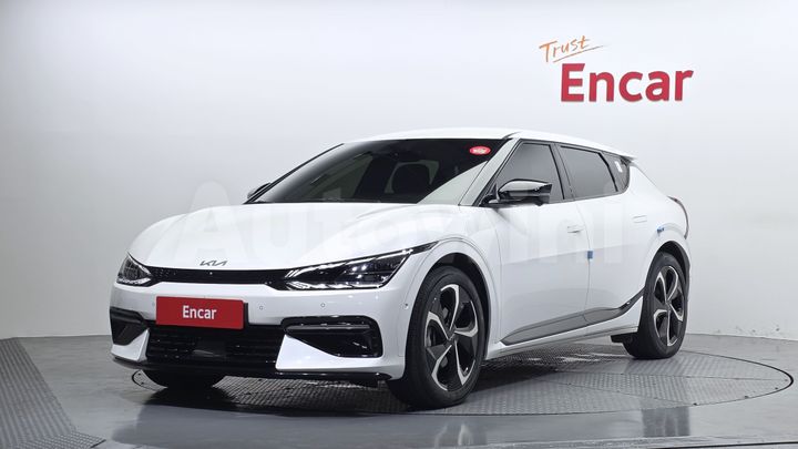 Kia EV6 2023 — 2