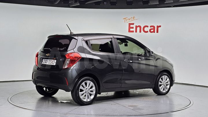 Chevrolet Spark 2017 — 2