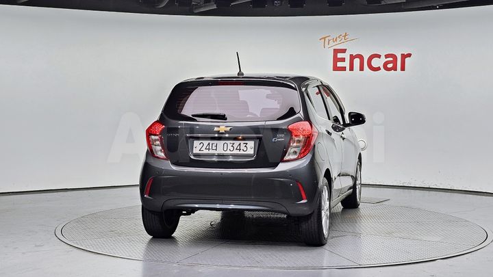 Chevrolet Spark 2017 — 4