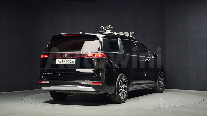 Kia Carnival 2021 — 2