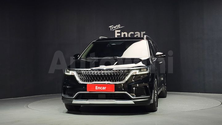 Kia Carnival 2021 — 3