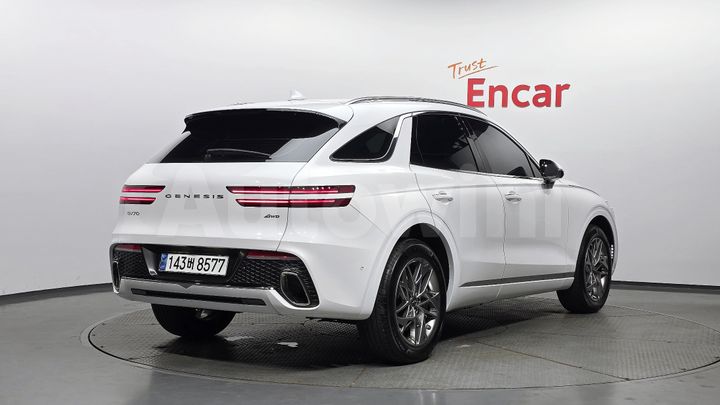 Genesis GV70 2024 — 2
