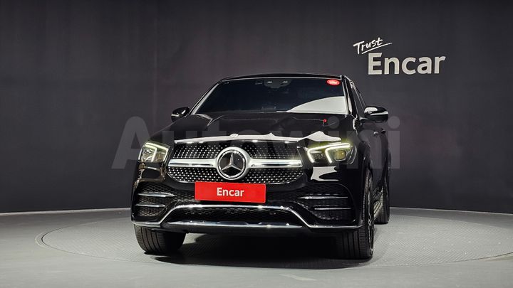 Mercedes Benz GLE Class 2021 — 3