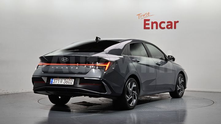 Hyundai Avante 2024 — 2