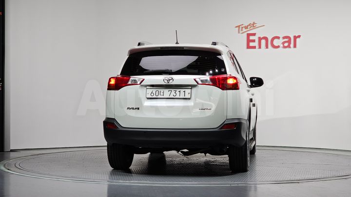 Toyota RAV4 2014 — 4