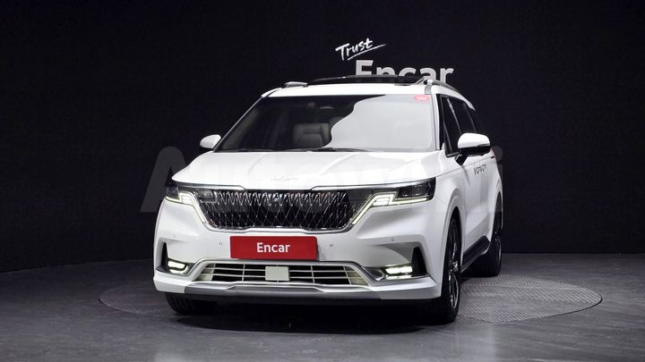 Kia Carnival 2021 — 3