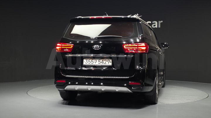 Kia Carnival 2019 — 4