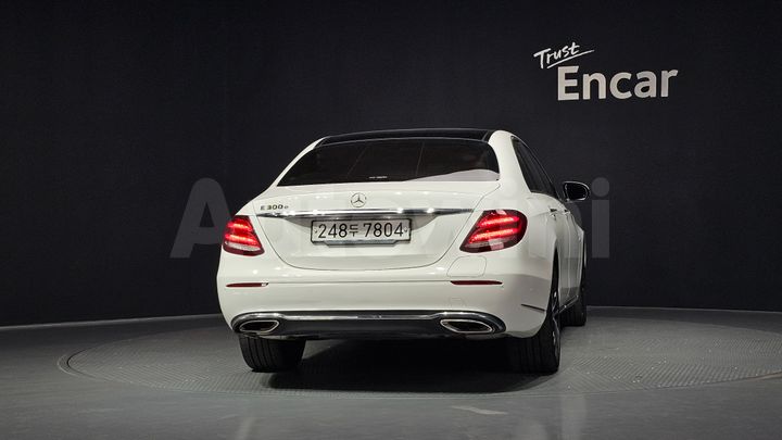 Mercedes Benz E Class 2019 — 4