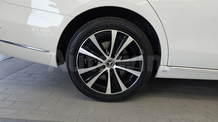 Mercedes Benz E Class 2019 — 5